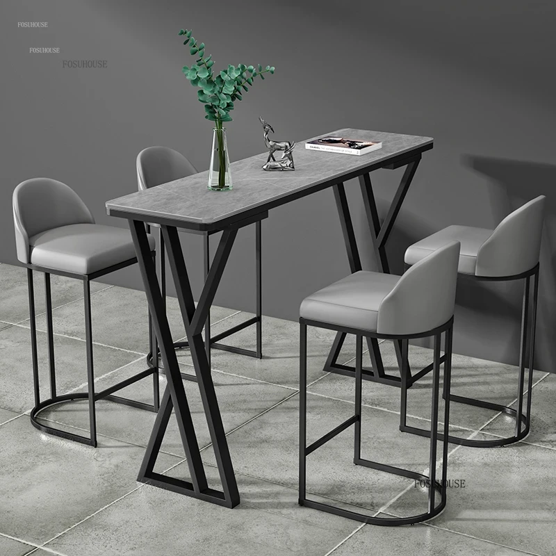 # Lekkie, luksusowe stoły baro – Commercial Kitchen Light recenzja i cena