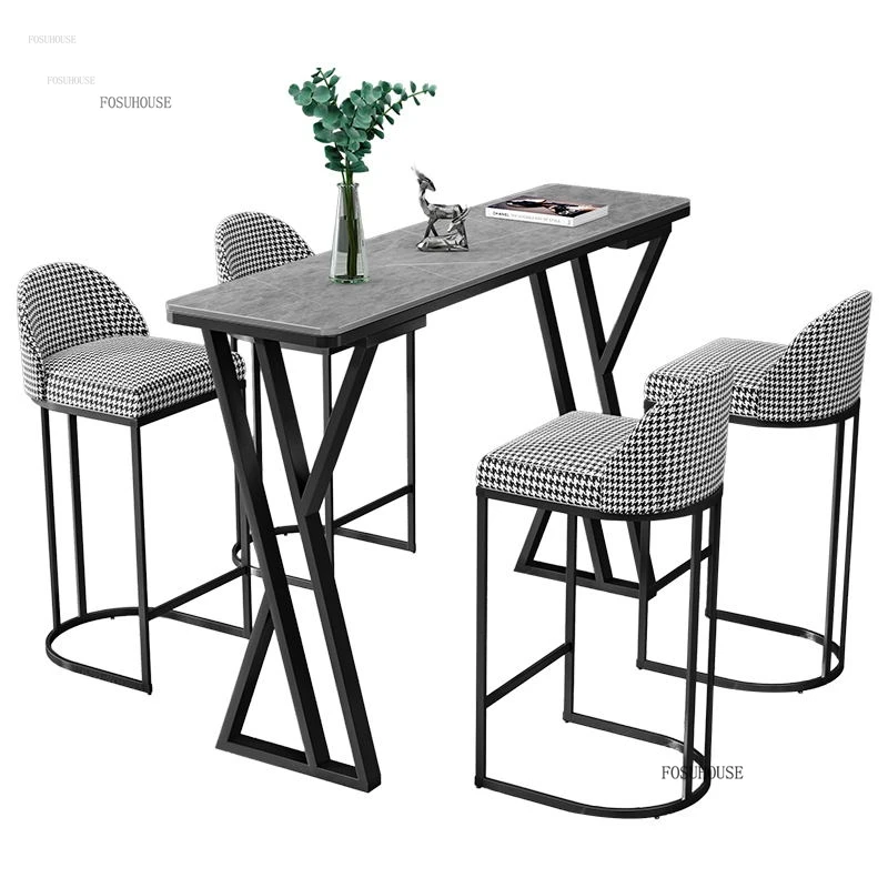 # Lekkie, luksusowe stoły baro – Commercial Kitchen Light recenzja i cena