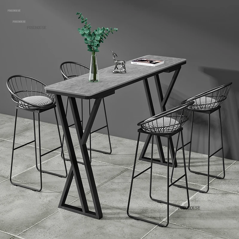 # Lekkie, luksusowe stoły baro – Commercial Kitchen Light recenzja i cena